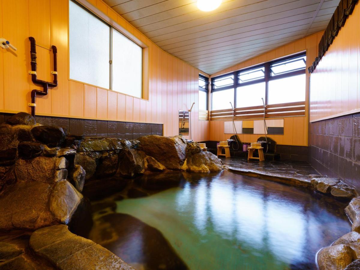 Ureshino Onsen Kotobukiya Hotel Exterior photo